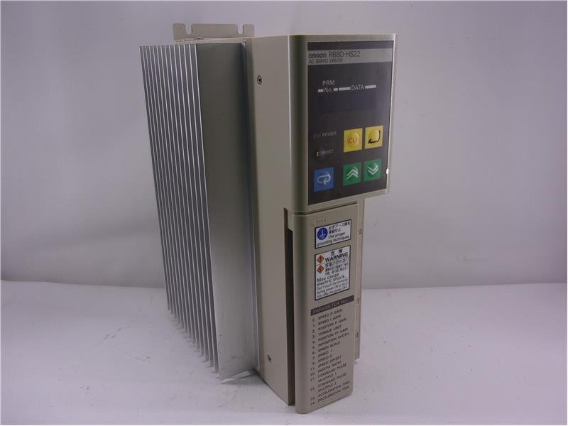Omron R88D-HS22 AC Servo Driver – High-Precision Motion Control for Industrial Applications (Used)