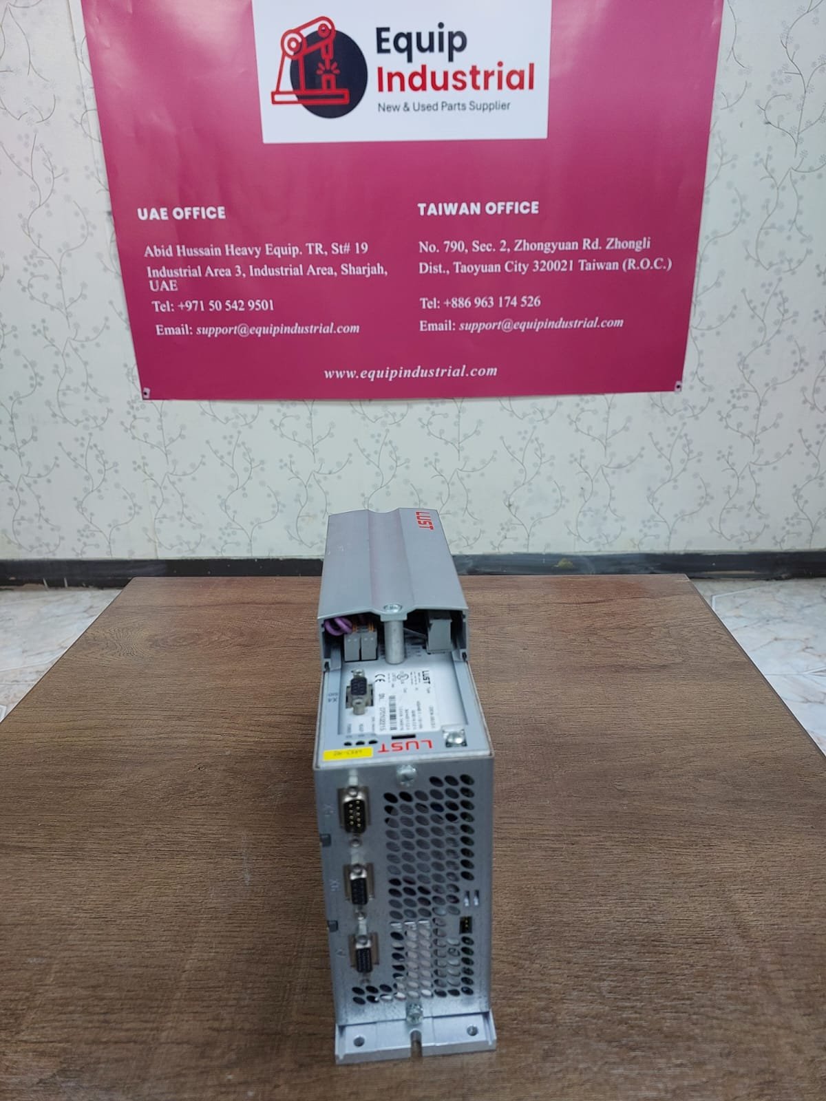 LUST CDE34.003.C20 – High-Performance Servo Drive for Precision Motor Control - Image 3