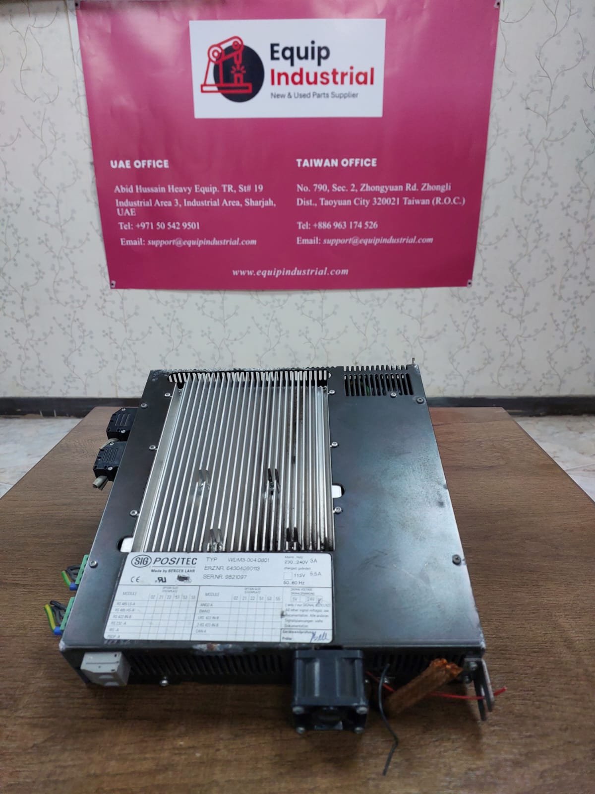 SIG Positec VUA43-004-0401 – High-Performance Servo Drive for Precision Motion Control - Image 2