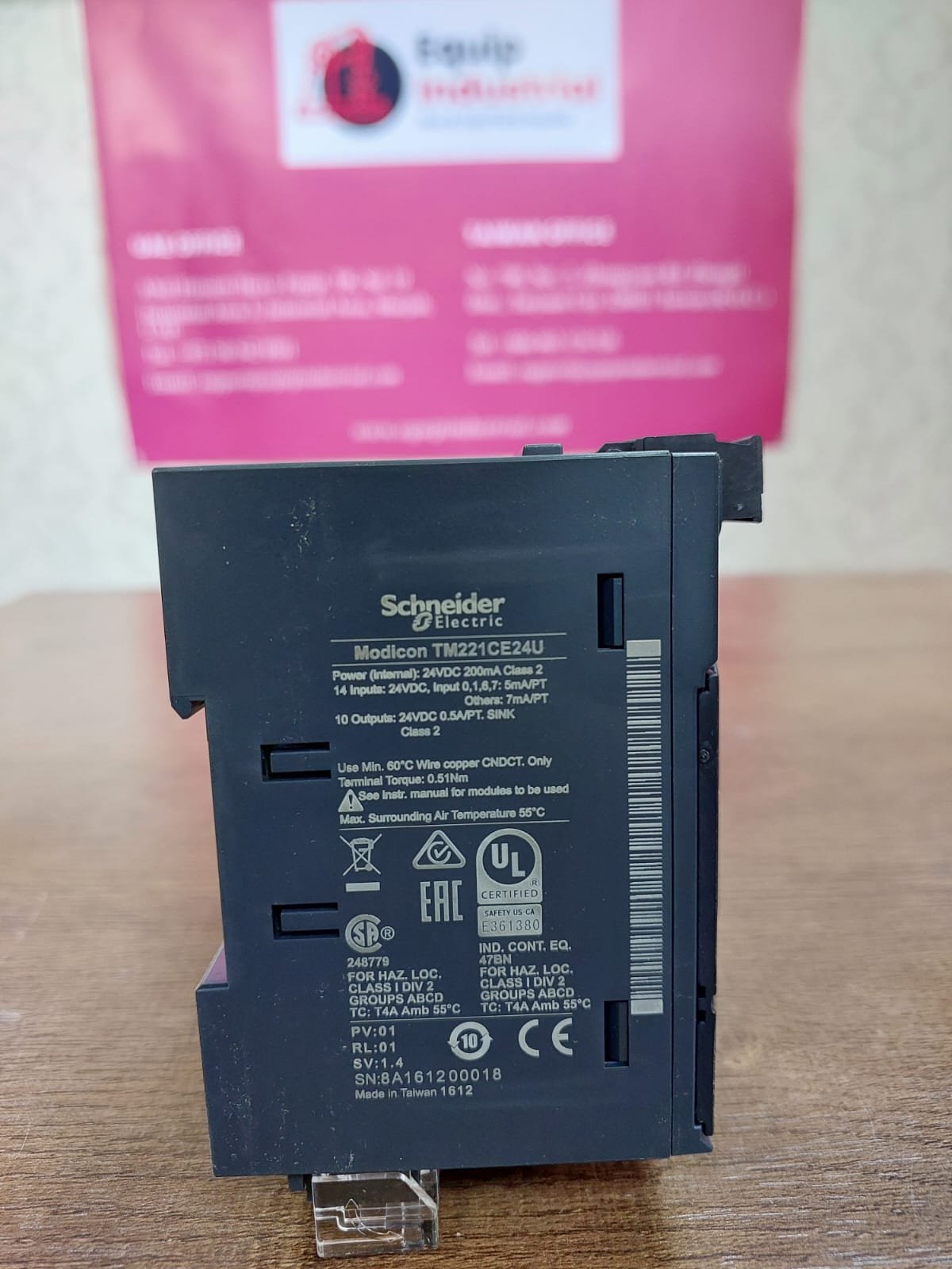 Schneider Electric Modicon TM221CE24U PLC - High-Performance Programmable Logic Controller