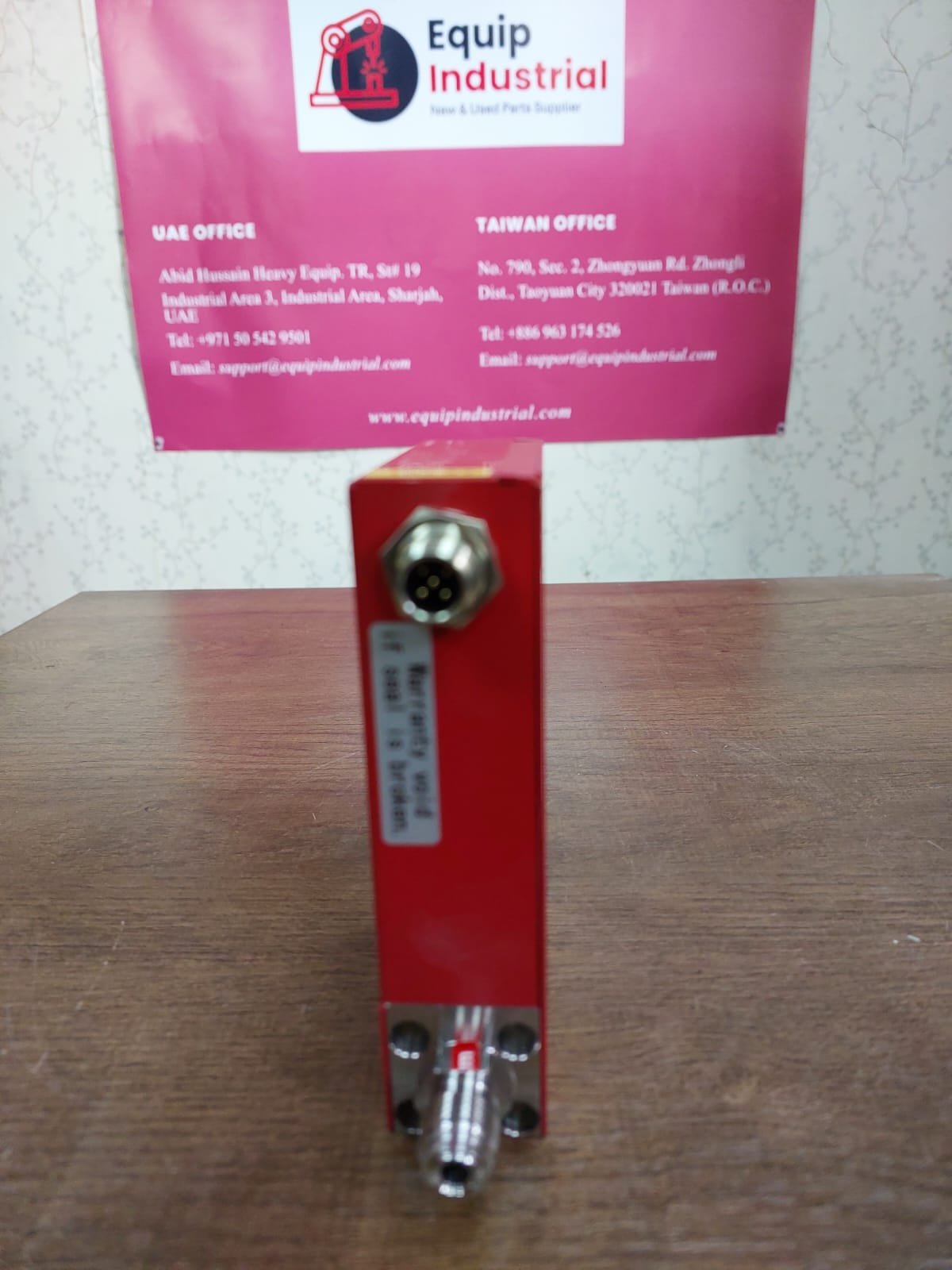 Horiba STEC SEC-N114MGM Mass Flow Controller - Image 2